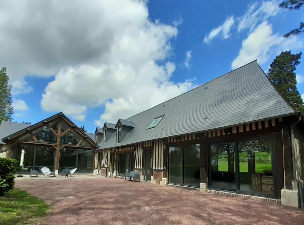 Chateau De La Bribourdiere Putot-en-Auge Екстериор снимка